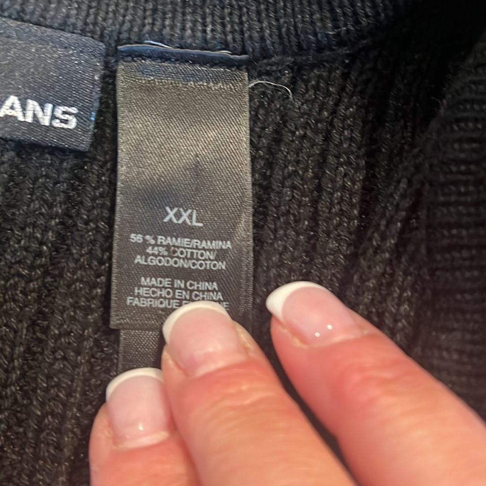 DKNY SWEATER - Picture 6 of 8